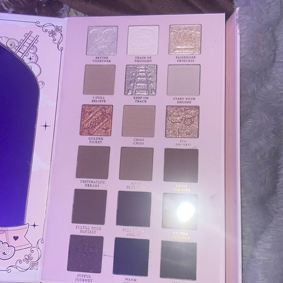 Plouise i still believe 2024 advent calendar makeup book day 25 palette - Picture 5 of 8